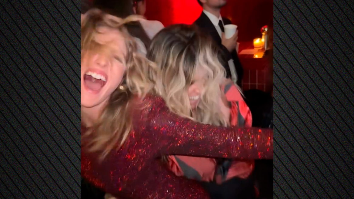 Κλέλια Ανδριολάτου - Βάσια Κωσταρά: Ο ξέφρενος χορός και το σκισμένο καλσόν σε πάρτι, δείτε βίντεο