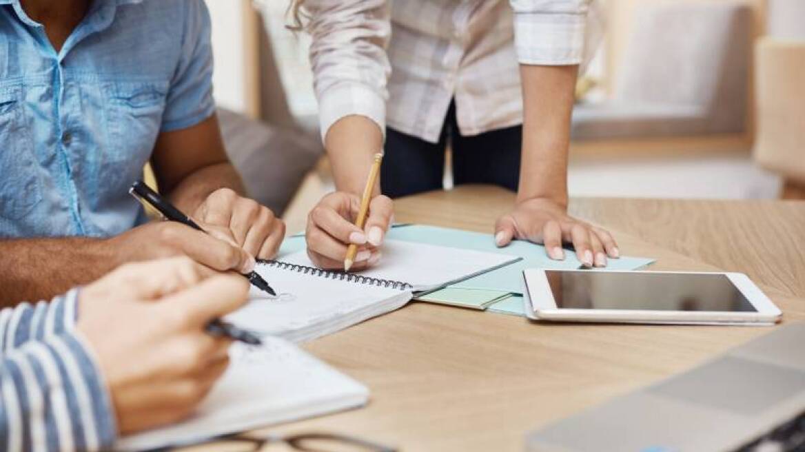 Τι προβλέπει ο οδικός χάρτης για την αύξηση των συλλογικών συμβάσεων εργασίας
