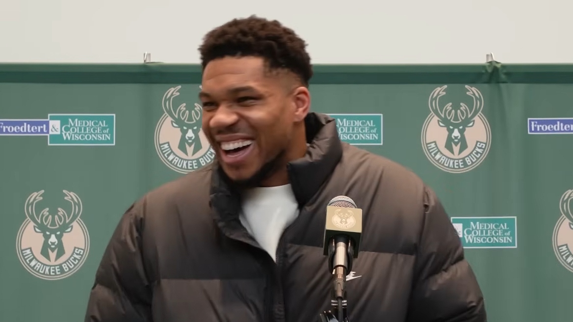 Αντετοκούνμπο: «Είμαι η πιο καυτή... γκόμενα στο παιχνίδι αυτή τη στιγμή»
