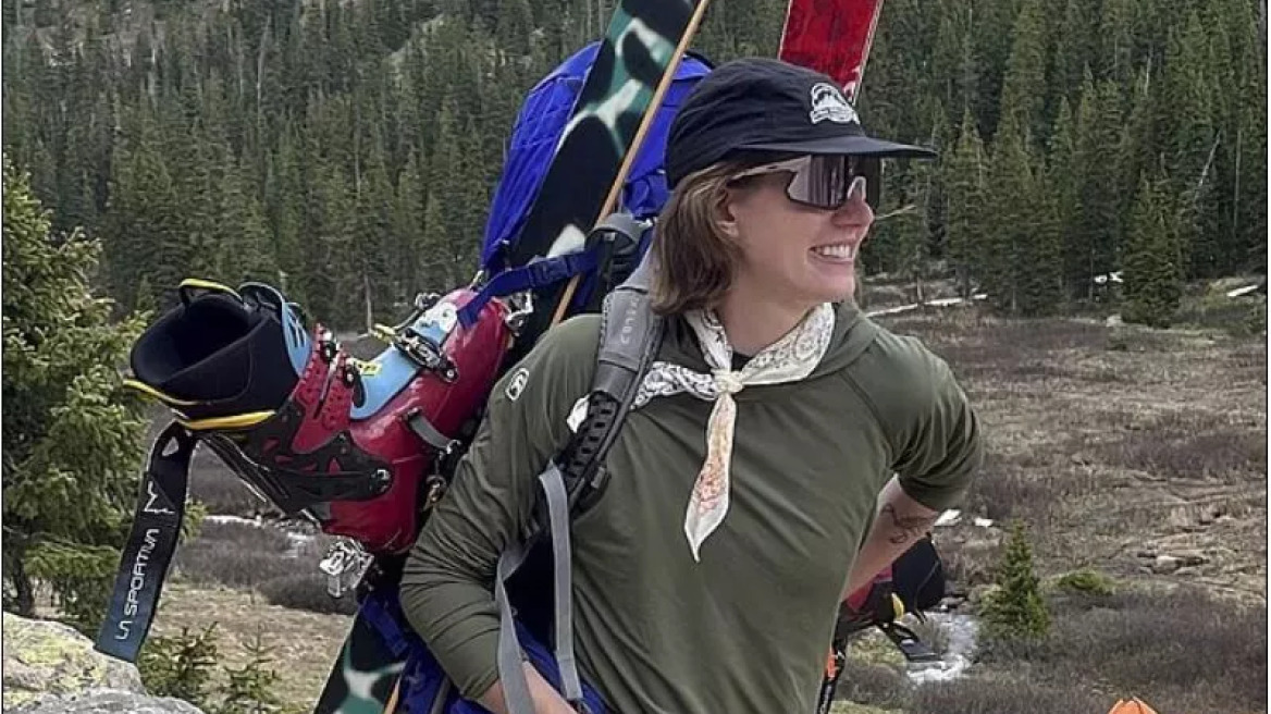 Η 25χρονη Πέιτζ έδωσε μάχη με τον καρκίνο παχέος εντέρου και νίκησε – 3 συμπτώματα που δεν έπρεπε να αγνοήσει