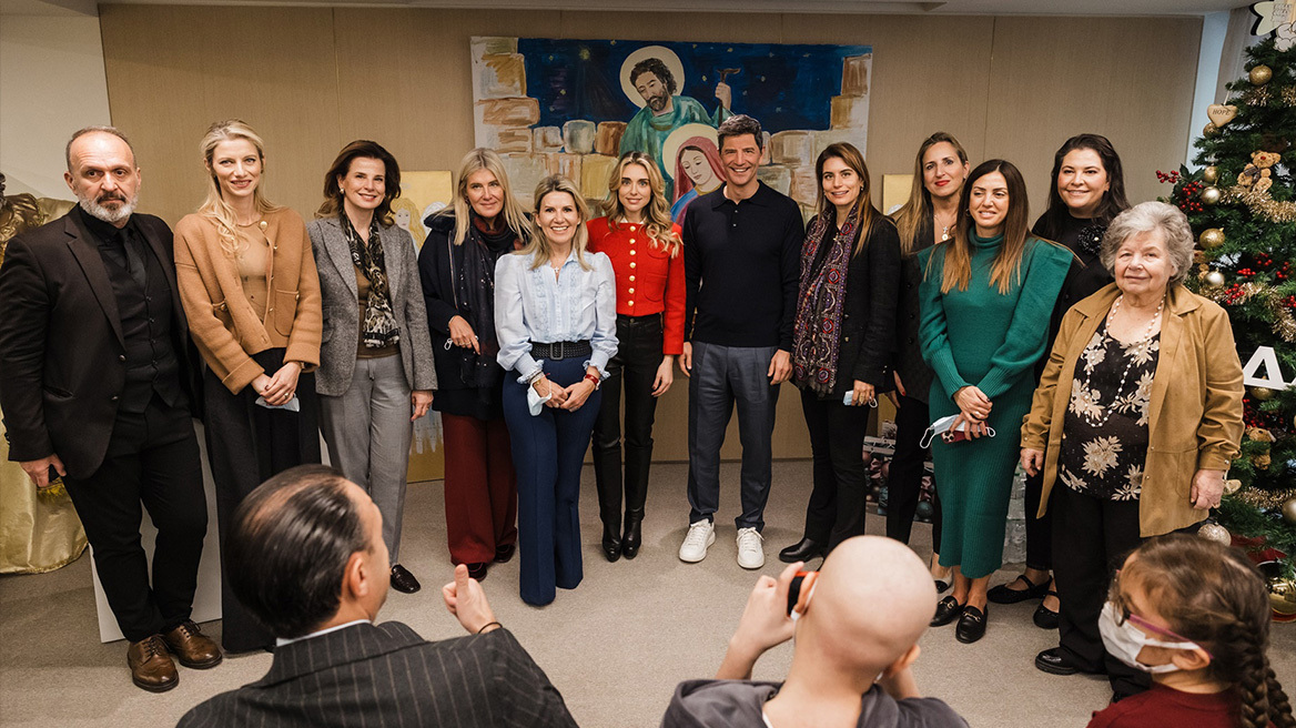 Χριστούγεννα αγάπης από τη ΘΕΟΝΗ με τον Σάκη Ρουβά στον Ξενώνα «Μαριάννα Β. Βαρδινογιάννη – ΕΛΠΙΔΑ»
