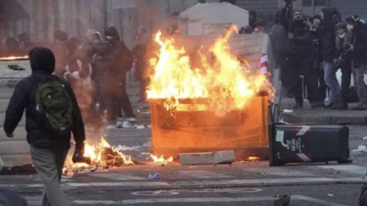 Ιταλία: Επεισόδια και τραυματίες σε διαδήλωση ακροαριστερών στο Τορίνο, δείτε video