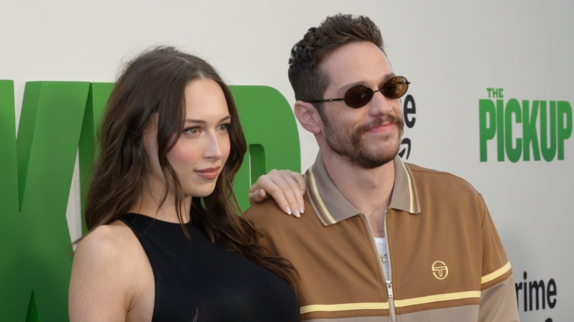 Έλσι Χιούιτ για τη γέννηση της κόρης της με τον Πιτ Ντέιβιντσον: Δεν μπορώ να πιστέψω ότι το σώμα μου δημιούργησε αυτό το τέλειο πλάσμα
