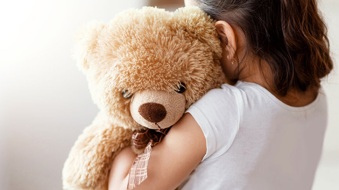 Ο απίθανος λόγος για τον οποίο οι γονείς δεν πρέπει να αγοράζουν αρκουδάκια στα παιδιά τους
