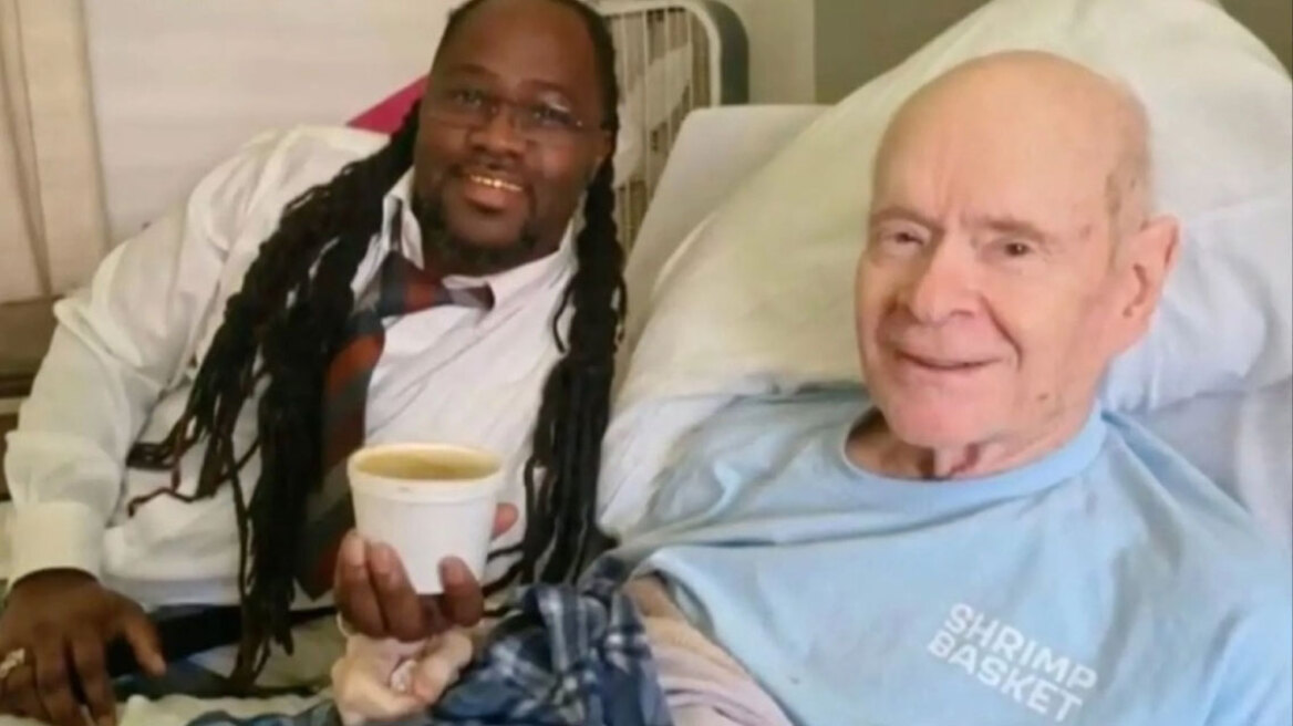 Σεφ έσωσε τη ζωή 78χρονου όταν δεν εμφανίστηκε για το καθημερινό του φαγητό: «Είναι φίλος, θείος και παππούς!» (vid)