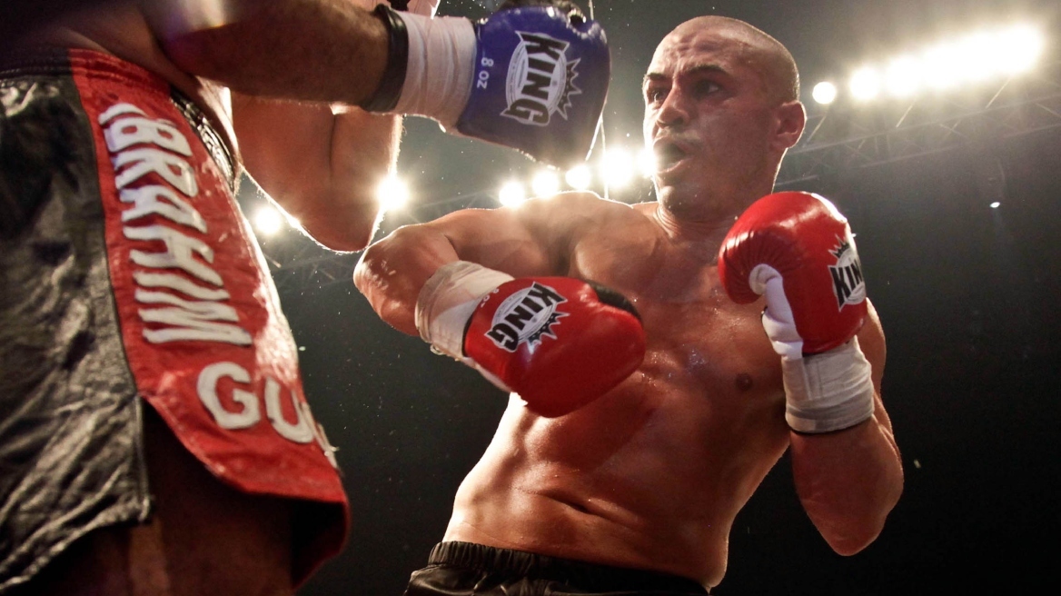 Μιχάλης Ζαμπίδης: Επιστρέφει στα ρινγκ ο «Iron Mike», το βίντεο της ανακοίνωσής του