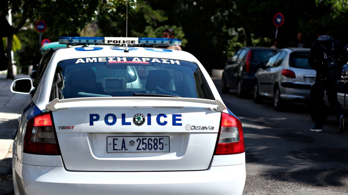 Γκύζη: Άνδρας μαχαίρωσε τη γυναίκα του στον λαιμό και έπεσε από την ταράτσα και αυτοκτόνησε