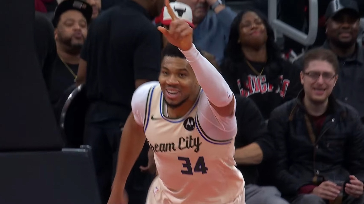 ΝΒΑ: Ο Αντετοκούνμπο επέστρεψε με... φόρα, «ξύπνησε» τους Μπακς και νίκησαν 103-112 τους Μπουλς