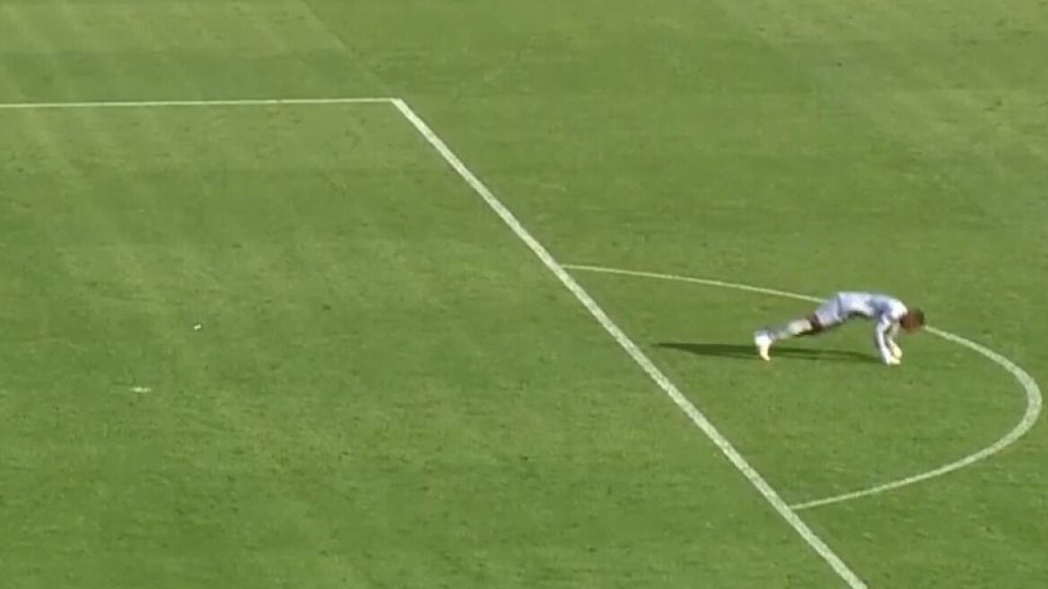 Σοκαριστική στιγμή στο Κόπα Άφρικα: Ο τερματοφύλακας του Σουδάν κατέρρευσε την ώρα του αγώνα με την Ισημερινή Γουινέα