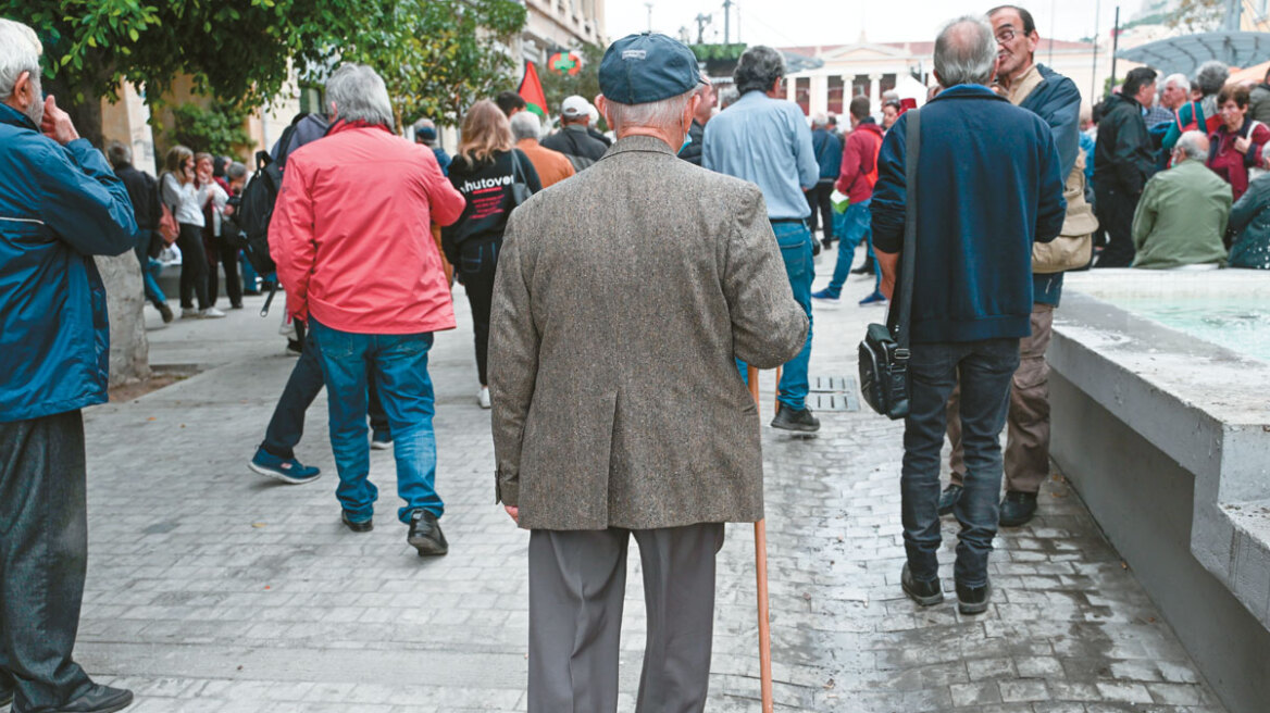 Όλα όσα αλλάζουν στο Ασφαλιστικό: Αυξήσεις στις συντάξεις, τέλος στην προσωπική διαφορά