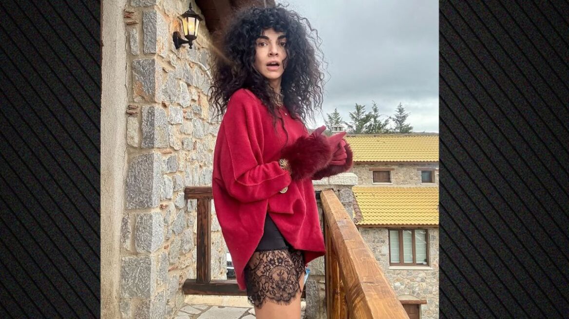 Η Μαρία Σολωμού κάνει διακοπές στον Παρνασσό, δείτε φωτογραφίες
