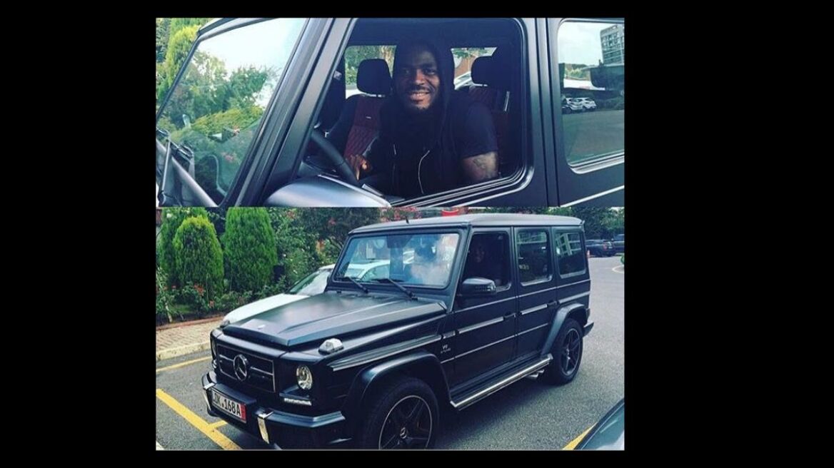 Ποδοσφαιριστής του Ολυμπιακού χώρισε την Miss Νιγηρία 2013 για την Miss Νιγηρία 2014