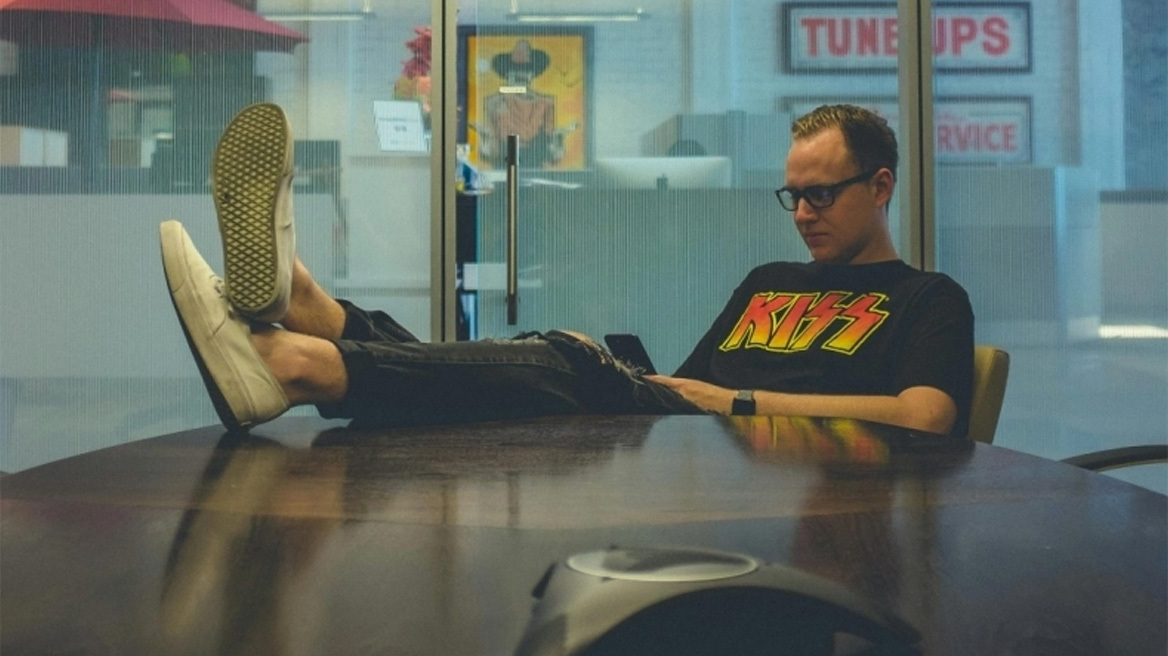 Πότε να ζητήσετε αύξηση μισθού: Γιατί, σύμφωνα με καθηγήτρια ψυχολογίας, η «χρυσή ώρα» είναι στις 11 π.μ.