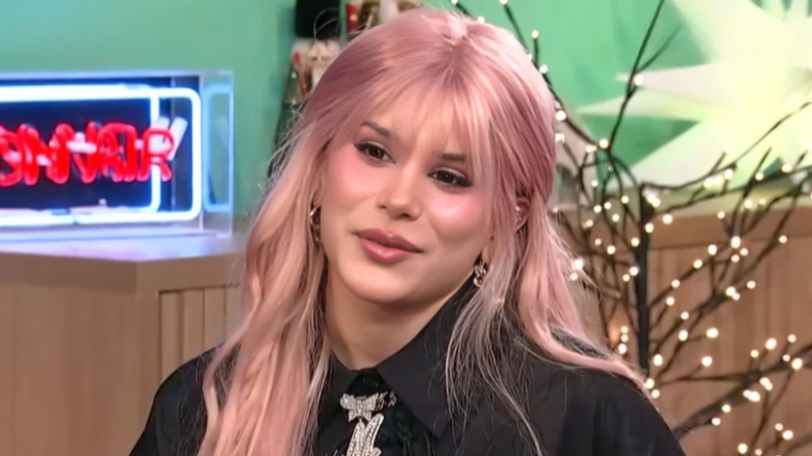 Mikay: Το κομμάτι Labyrinth, η στιγμή που έμαθε για την πρόκριση στον εθνικό τελικό της Eurovision και τα τρία χρόνια στην Κίνα  