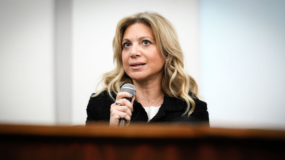 Πυρετώδεις οι προετοιμασίες των οπαδών Καρυστιανού στα social media για το νέο κόμμα: Οι νέες σελίδες και οι προσκλήσεις