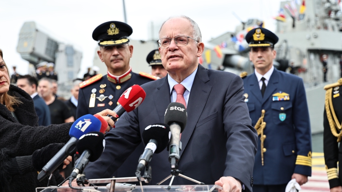 Τασούλας μετά τον αγιασμό των υδάτων στον Πειραιά: Φως και αλήθεια ως οδηγός προσωπικής και συλλογικής αναγέννησης