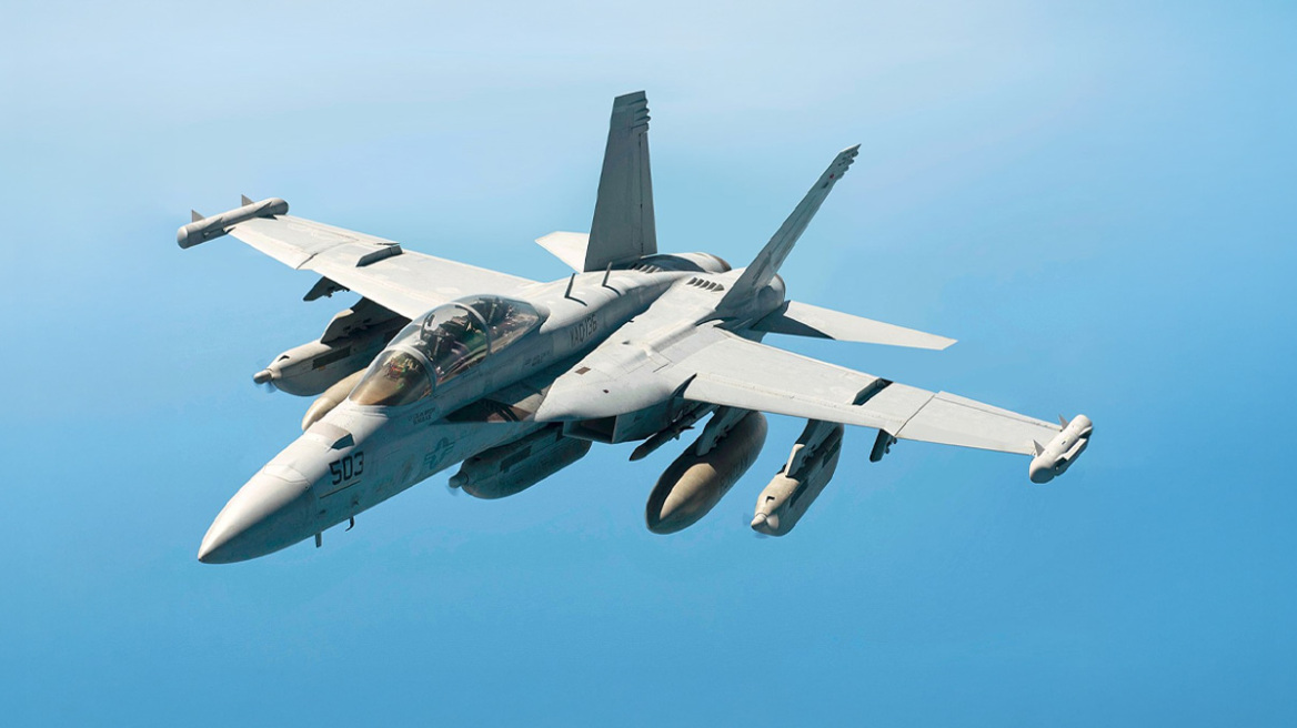 WSJ: Πώς τα αμερικανικά Growler παρέλυσαν την αεράμυνα της Βενεζουέλας και άνοιξαν τον δρόμο για τη σύλληψη Μαδούρο