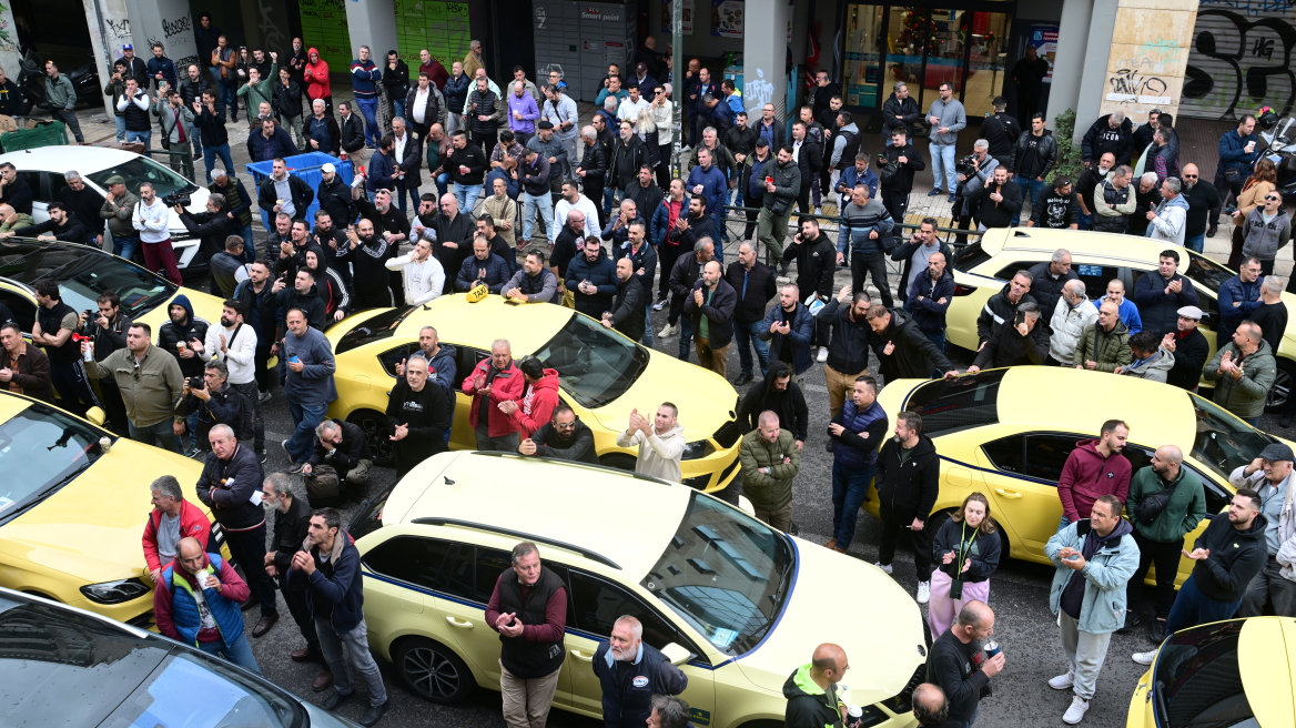 Σε 48ωρη απεργία τα ταξί στις 13 και 14 Ιανουαρίου