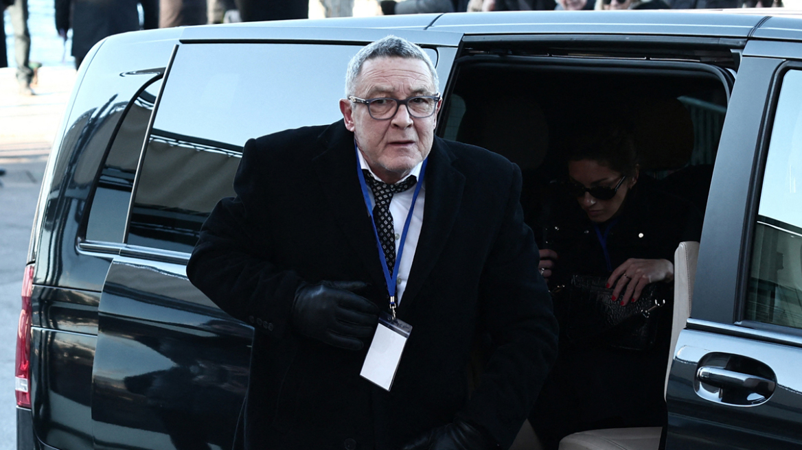 Ο γιος που είχε εγκαταλείψει η Μπριζίτ Μπαρντό εμφανίστηκε στην κηδεία της 