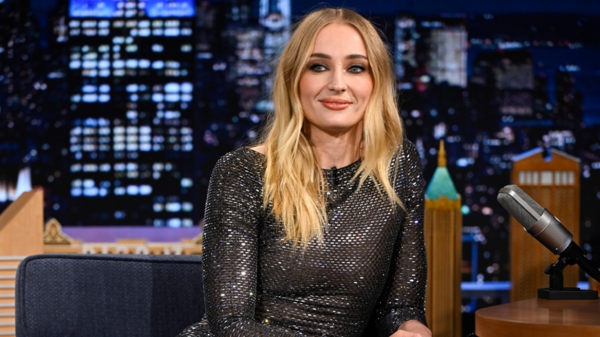 Σόφι Τέρνερ: Όταν ακούω το τραγούδι τίτλων του Game of Thrones μου προκαλεί μετατραυματικό στρες