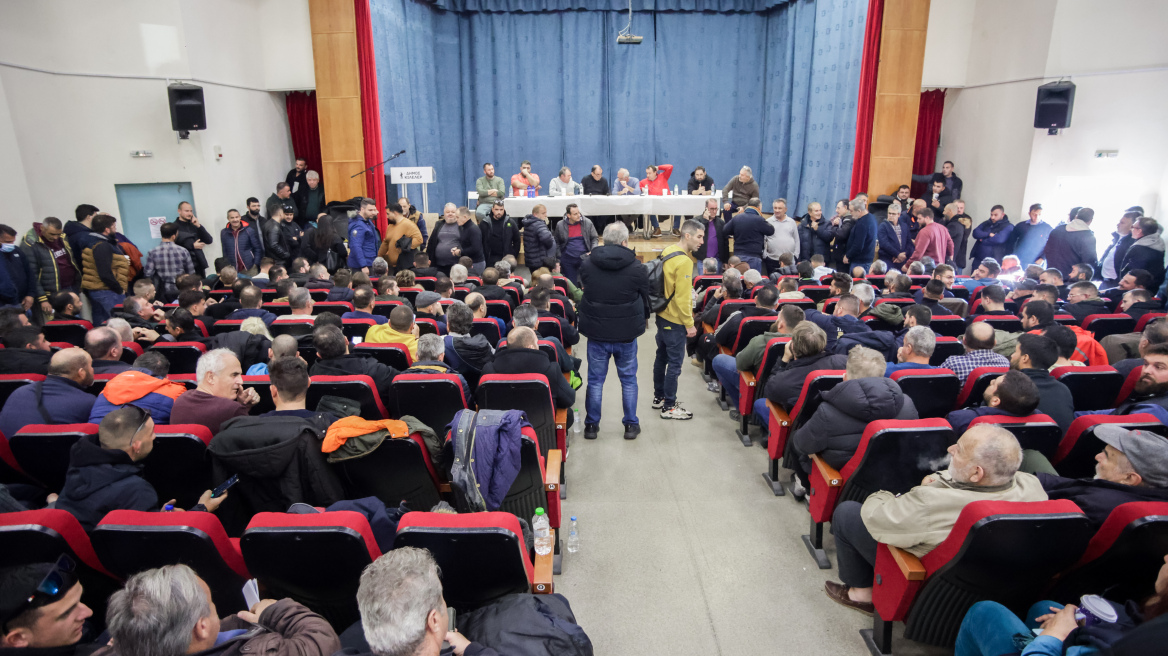 Στις 13:00 η συνάντηση των αγροτών με τον Μητσοτάκη την Τρίτη στο Μέγαρο Μαξίμου
