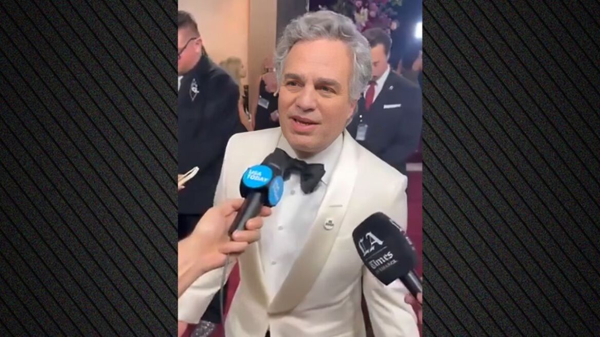 Σφοδρή επίθεση του Ράφαλο στον Τραμπ στις Χρυσές Σφαίρες: Είναι καταδικασμένος βιαστής,  παιδόφιλος και ο χειρότερος άνθρωπος στον κόσμο
