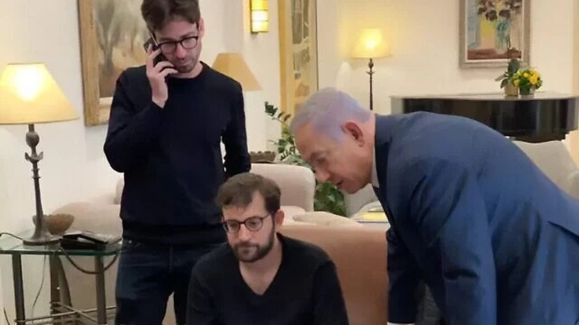 «Καταζητούμενος φυγόδικος» για το Qatargate ο πρώην σύμβουλος του Νετανιάχου, Γισραέλ Άινχορν, λέει η ισραηλινή αστυνομία