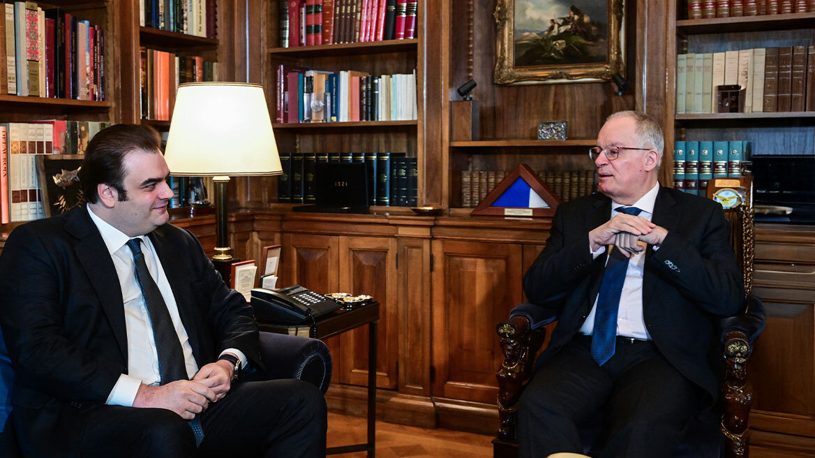 Πιερρακάκης σε Τασούλα: Η Ελλάδα έχει αυξημένο κύρος στη λήψη αποφάσεων σε ευρωπαϊκό επίπεδο