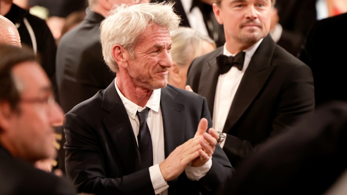 Το καυστικό σχόλιο της Νίκι Γκλέιζερ για την ηλικία του Σον Πεν και η αντίδραση του ηθοποιού 
