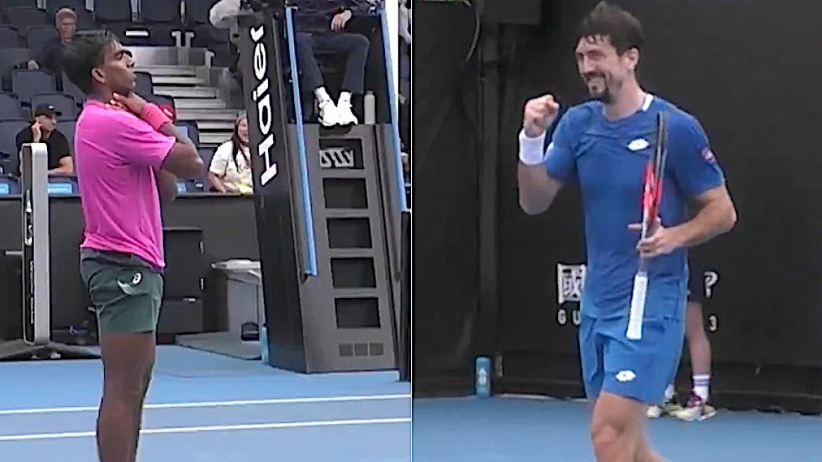 Australian Open: Πήγε στο φιλέ για χειραψία νομίζοντας πως νίκησε, αλλά το super tie-break συνεχιζόταν και τελικά... έχασε, δείτε βίντεο
