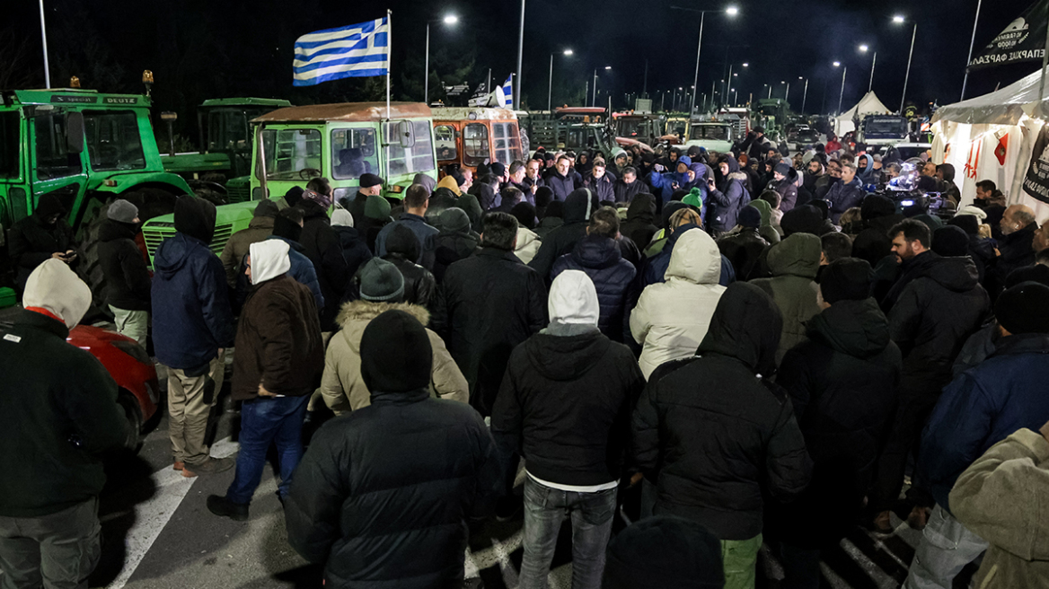 Πώς  έφτασαν στο ραντεβού με την κυβέρνηση οι «αγροτοπατέρες»: Το τηλεφώνημα Τσιάρα και το θρίλερ με το συλλαλητήριο στην Αθήνα