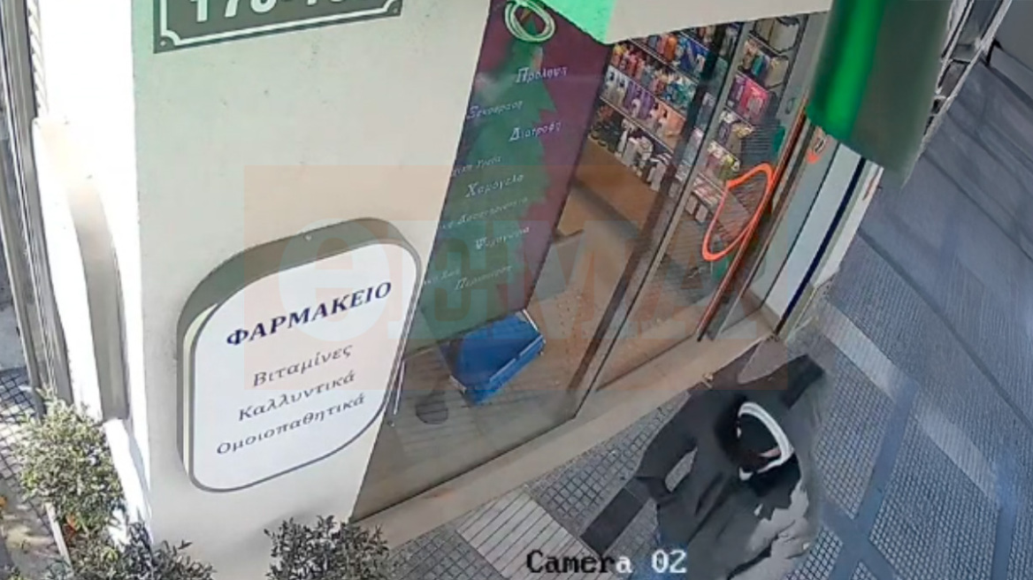 Βίντεο από την ένοπλη ληστεία στο ενεχυροδανειστήριο στη Θεσσαλονίκη, η στιγμή που οι δράστες τρέπονται σε φυγή