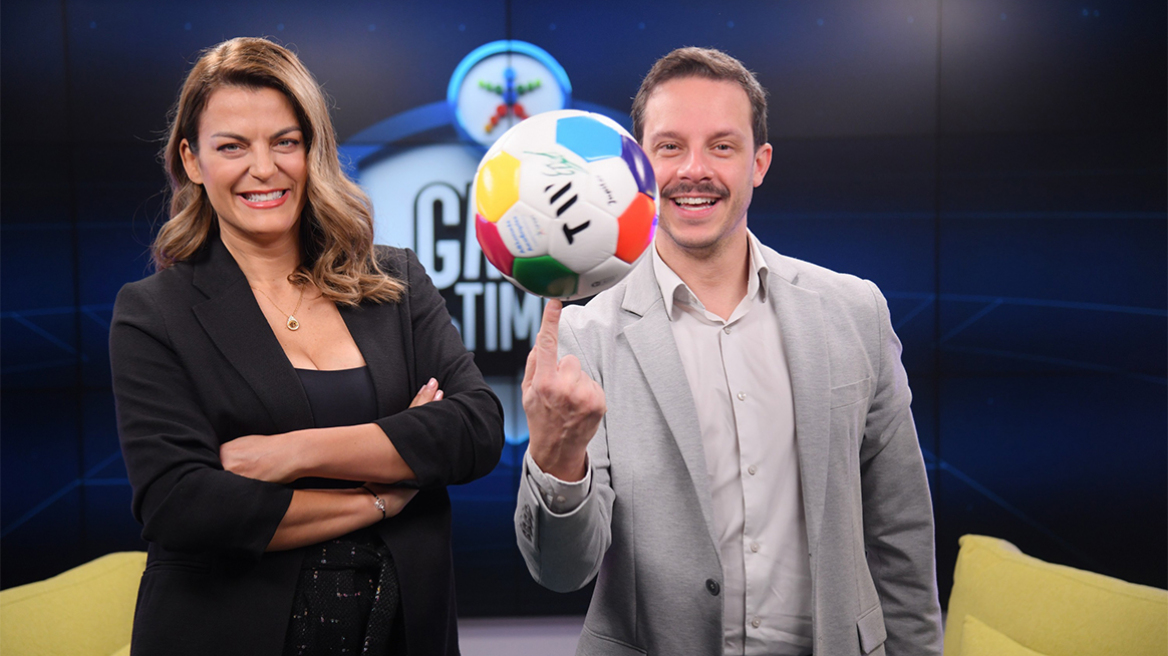 Ο Δημήτρης Μακαλιάς σκίζει το σενάριο και μετατρέπει το GAME TIME σε stand-up show