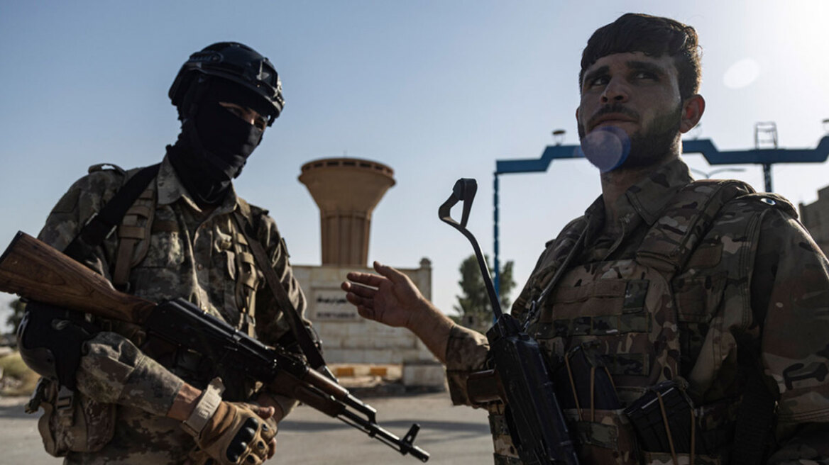 Η Δαμασκός ανακτά τον έλεγχο στη Βορειοανατολική Συρία: «Σάρωσε» τους Κούρδους σε δυο μέρες, πήρε τη Ράκα, το πετρέλαιο αλλάζει χέρια