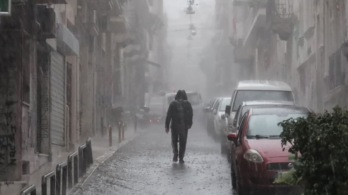  Έντονα φαινόμενα και κίνδυνος πλημμυρών από την Τετάρτη 21/1 - Στο κόκκινο η Αττική και άλλες 6 περιοχές, live χάρτης της κακοκαιρίας