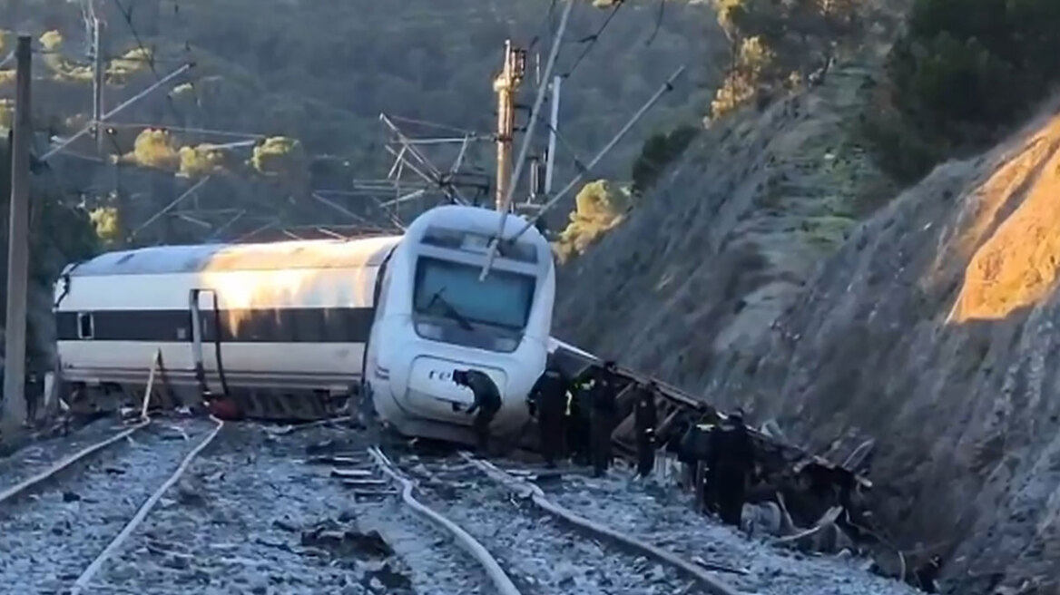 Ισπανία: Με μειωμένη ταχύτητα οι συρμοί στο Μαδρίτη-Βαρκελώνη λόγω ρωγμής στις ράγες
