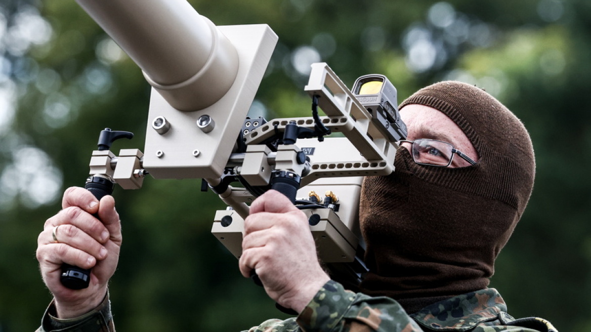 Γερμανία: Ξεπέρασαν τους 184.000 οι στρατιώτες σε ενεργό υπηρεσία