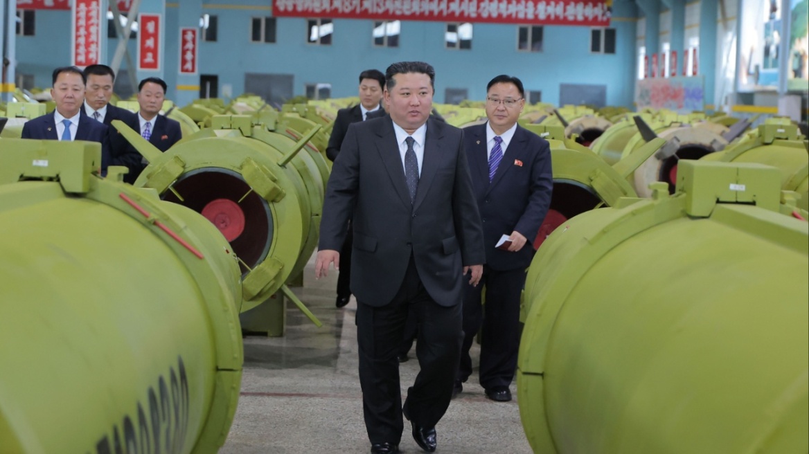 Ο Κιμ Γιονγκ Ουν καθαίρεσε αντιπρόεδρο «επιτόπου»: «Ήταν σαν κατσίκα να σέρνει κάρο» 