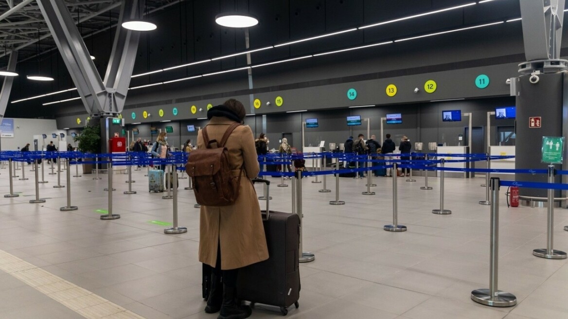 Ελληνικά αεροδρόμια: Πάνω από 83 εκατ. οι επιβάτες το 2025 – Αύξηση 4,9% στην κίνηση