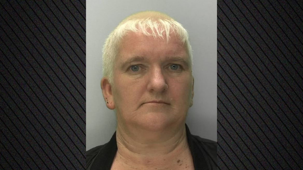 Φρίκη στη Βρετανία: Μητέρα 10 παιδιών αιχμαλώτισε 16χρονη και την κρατούσε για 25 χρόνια ως σκλάβα στο σπίτι της