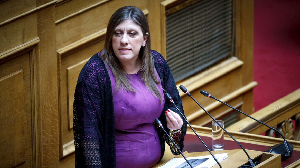 Με σόου Κωνσταντοπούλου, καβγάδες και τοξικό λόγο από την αντιπολίτευση η συζήτηση για τη διακομματική των αγροτών, την ψήφισε μόνο η ΝΔ