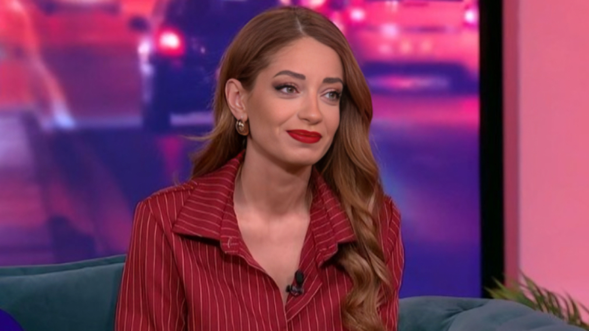 Στεφανία Γκουρνέλου: Ο μπαμπάς μου προσπάθησε πάρα πολύ να διαλύσει την παιδικότητά μου από τον φόβο του μην πάθω τίποτα