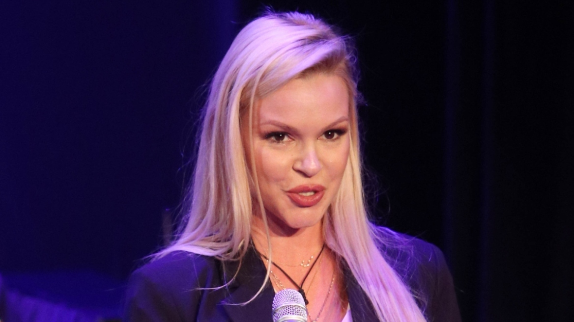 Βίκυ Κάβουρα για τη μητρότητα: Γνώρισα ξανά τον εαυτό μου, από κορίτσι έγινα γυναίκα