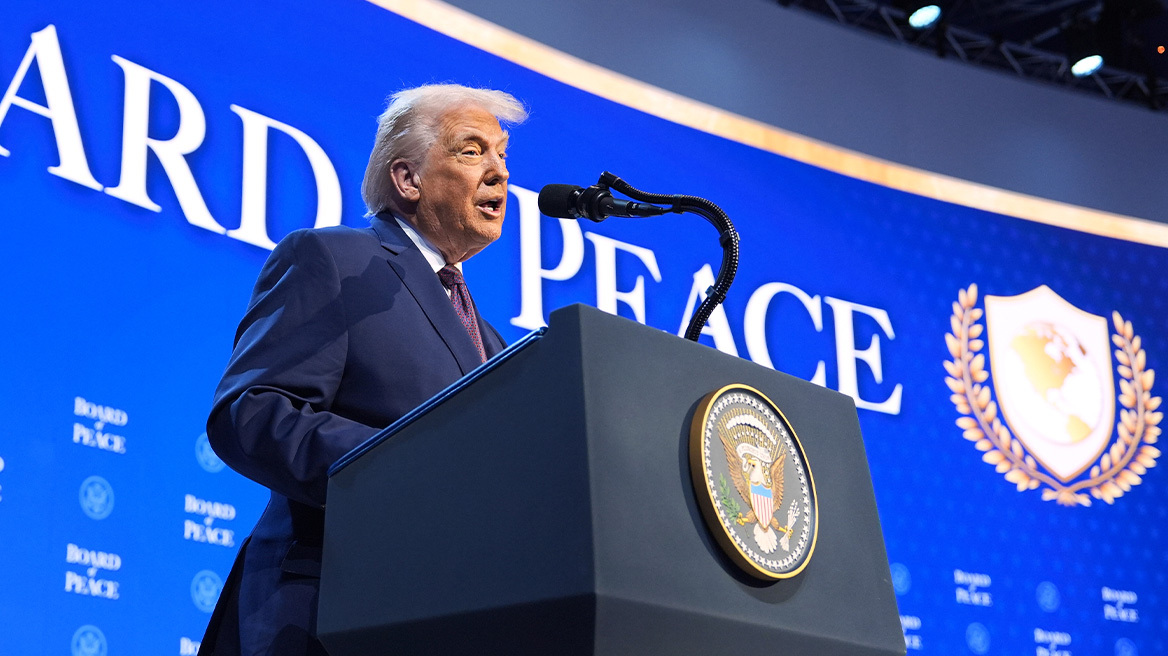 Αγωγή 5 δισ. δολαρίων από τον Τραμπ κατά της JPMorgan Chase

