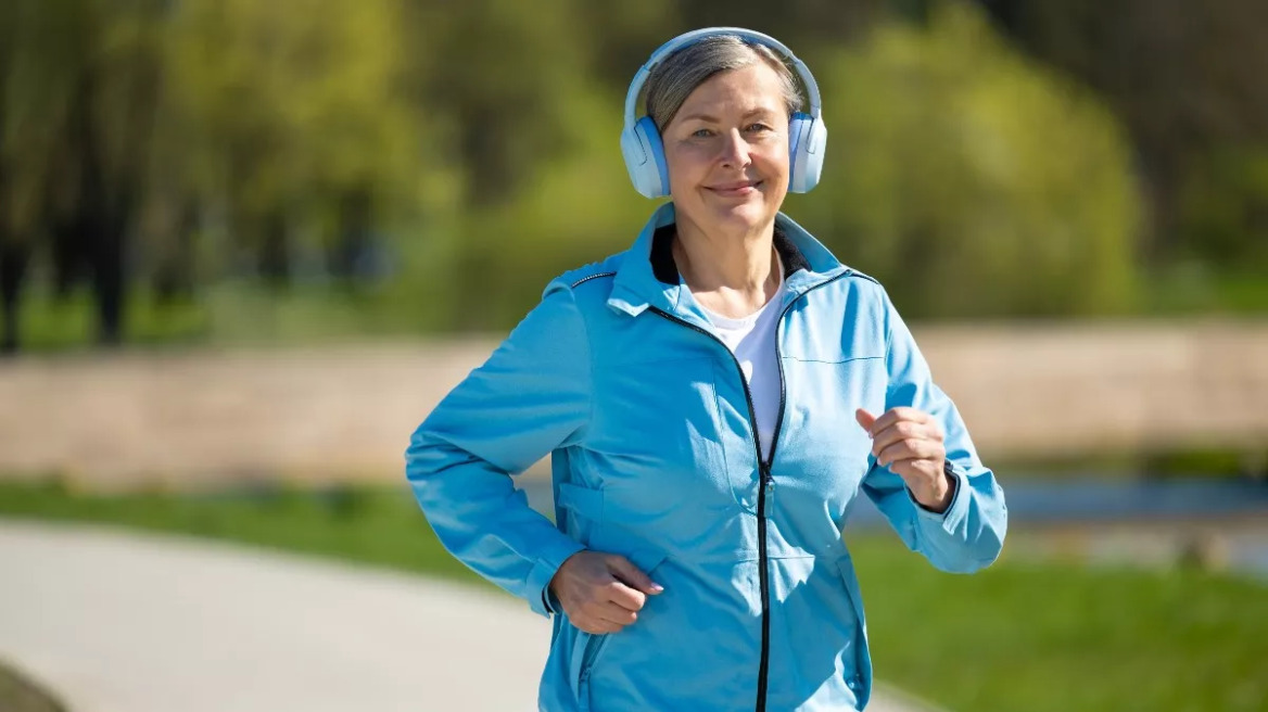 Ρυθμίστε την προπόνηση σύμφωνα με την ηλικία σας – Τι αλλάζει μετά τα 40 για τις γυναίκες
