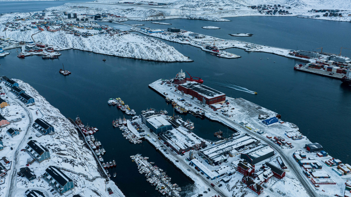 Το Bloomberg αποκαλύπτει το σχέδιο Τραμπ για τη Γροιλανδία: Οι ΗΠΑ ζητούν «λευκή επιταγή» για στρατιωτική παρουσία