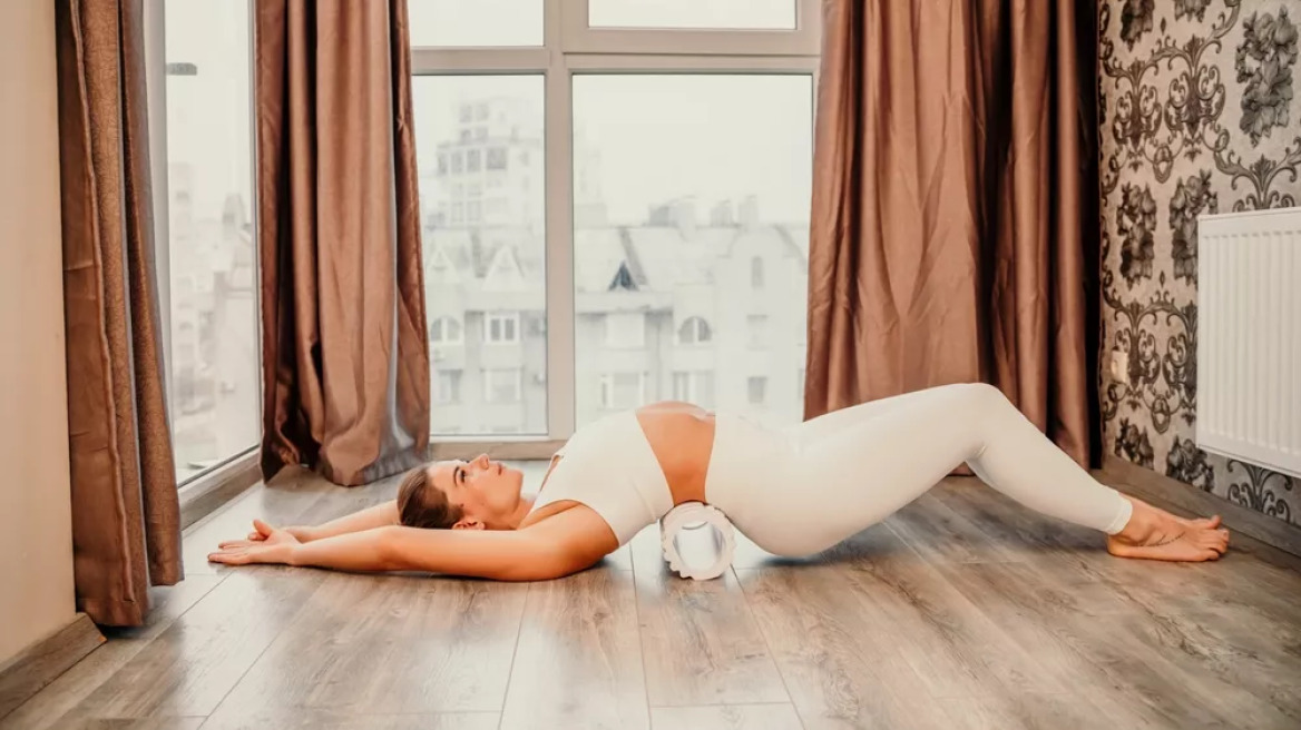 Κύφωση: Top ασκήσεις για ίσια πλάτη – Με την υπογραφή personal trainer
