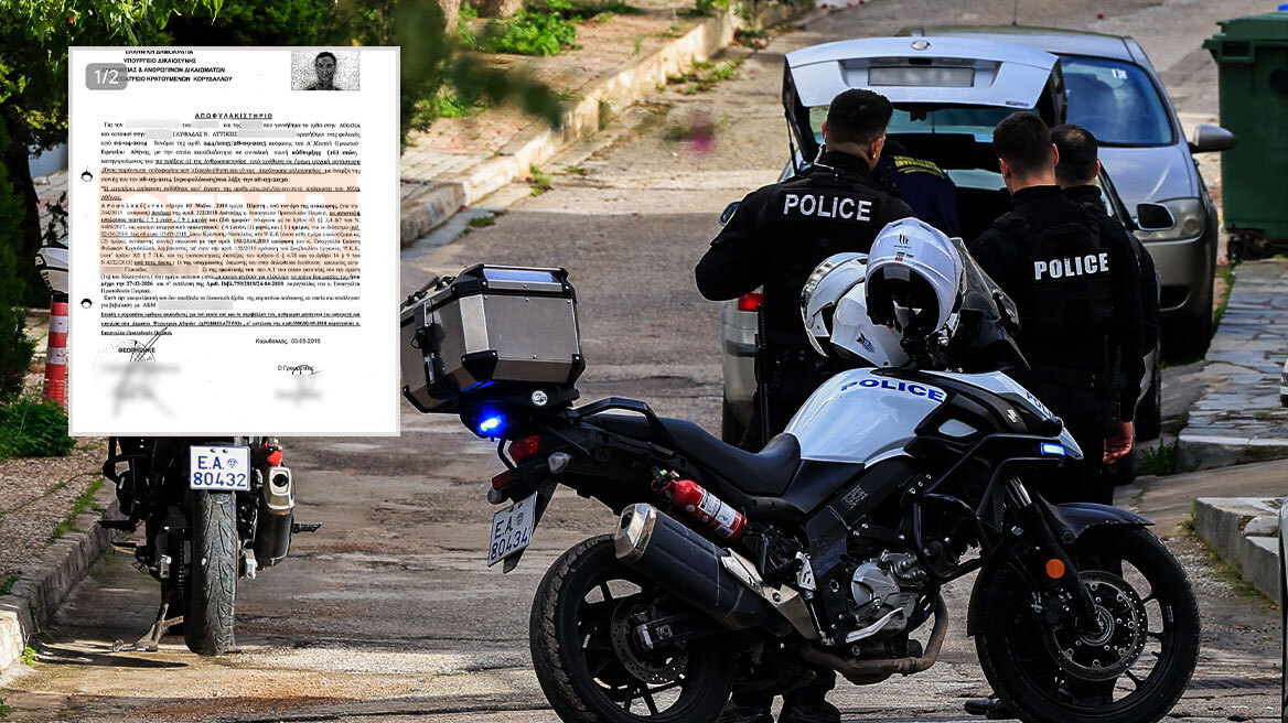 Η διαδρομή του πατροκτόνου από την κάθειρξη για τη δολοφονία της μητέρας του μέχρι την αποφυλάκιση, την εισαγωγή του στο Δρομοκαΐτειο και το εξιτήριο