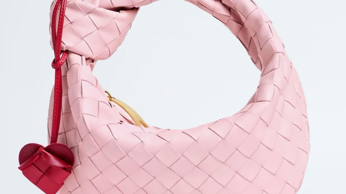 Η capsule συλλογή της Bottega Veneta για τον Άγιο Βαλεντίνο θα σας κάνει να ερωτευτείτε 
