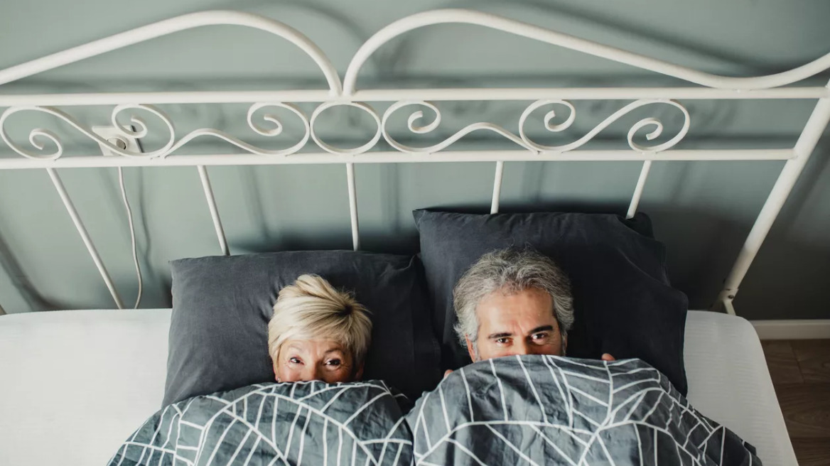 3 ζητήματα που δυσκολεύουν το σεξ μετά τα 50
